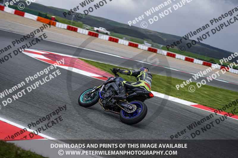 cadwell no limits trackday;cadwell park;cadwell park photographs;cadwell trackday photographs;enduro digital images;event digital images;eventdigitalimages;navarra;no limits trackdays;peter wileman photography;racing digital images;trackday digital images;trackday photos